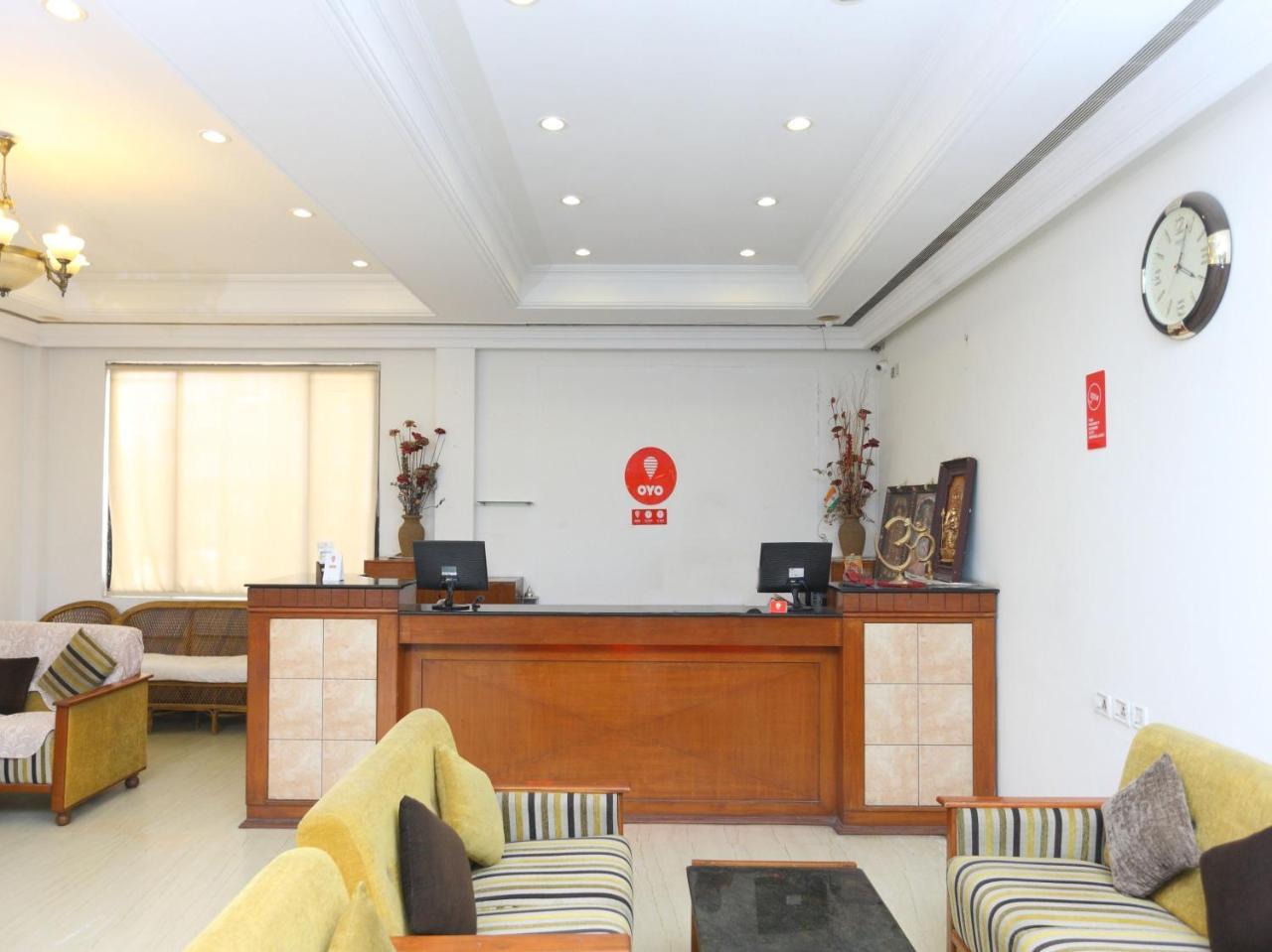 טירופאטי Oyo 1081 Hotel Sindhu International מראה חיצוני תמונה