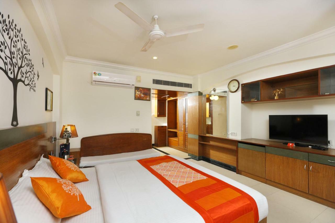 טירופאטי Oyo 1081 Hotel Sindhu International מראה חיצוני תמונה
